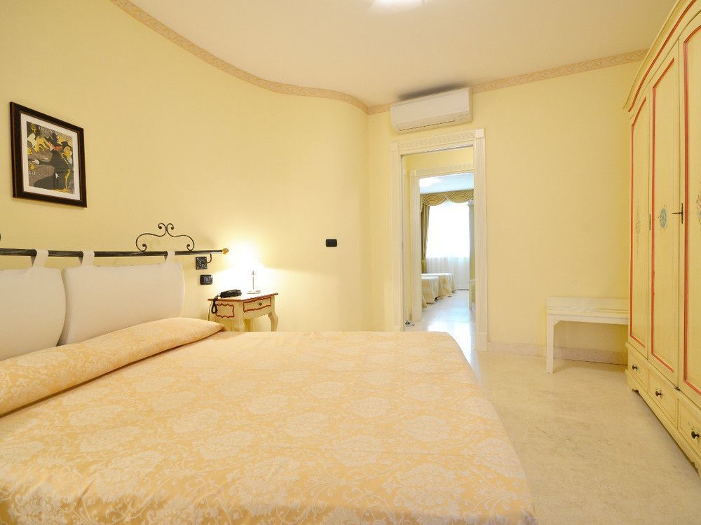 Relais Du Lac Ντεζεντσάνο ντελ Γκάρντα Εξωτερικό φωτογραφία